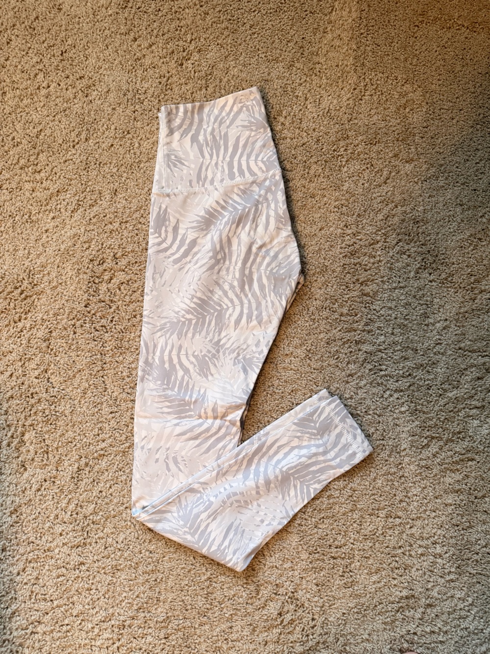 Lululemon Printed Leggings in Light Gray Palm Leaf